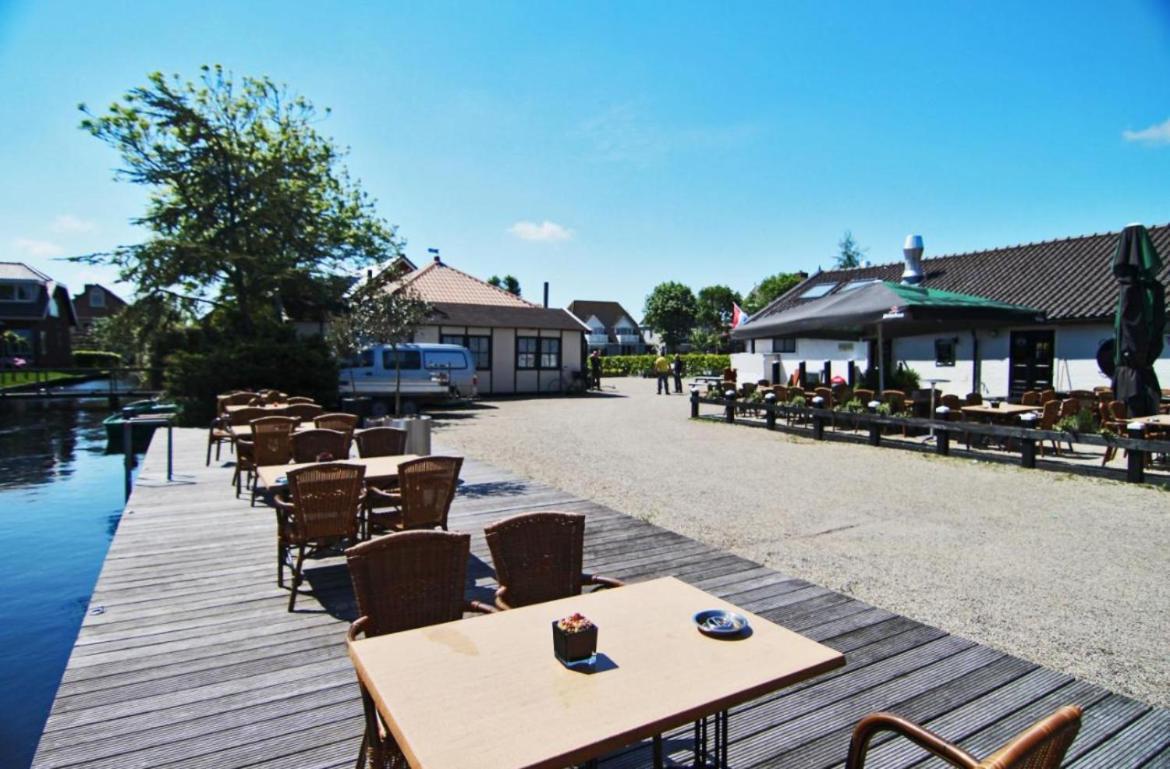 New - The Surf Shack - On A Lake Near Amsterdam! 维恩科文 外观 照片